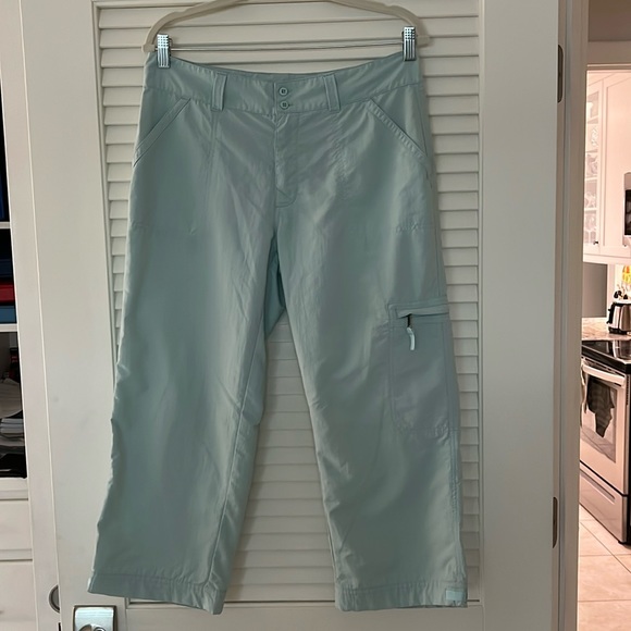 Royal Robbins Pants - Royal Robbin’s Outdoor Travel Cargo Capri pants